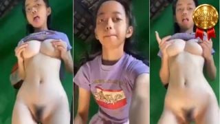 Bocil SMP Selvi Sange Colmek Pas Sepi Dirumah